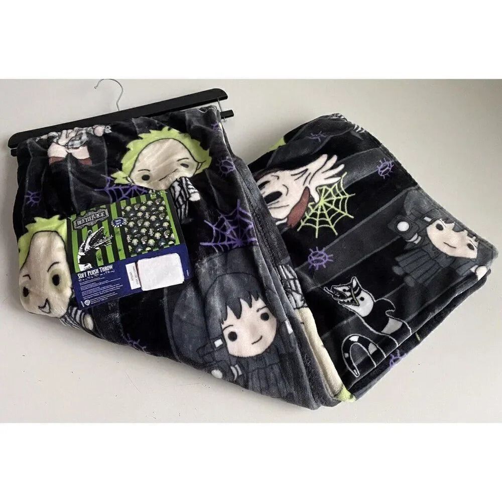 BEETLEJUICE Characters Soft Plush Throw Blanket 50 X 70” Halloween‎ NEW